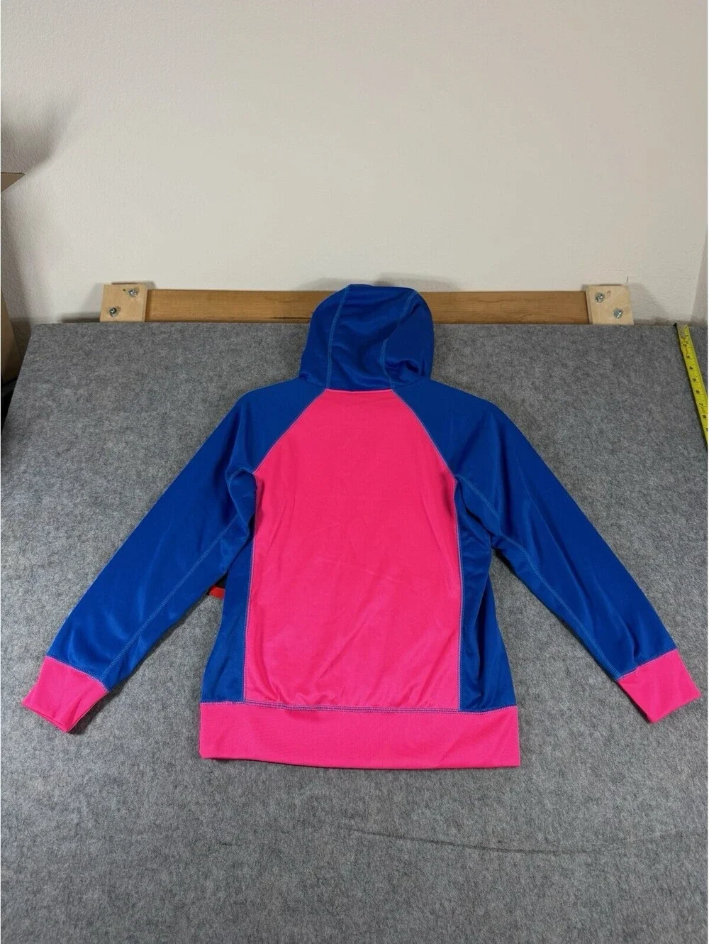 Nike Girls Size L Therma Fit Hoodie pullover Sweatshirt Blue/Pink